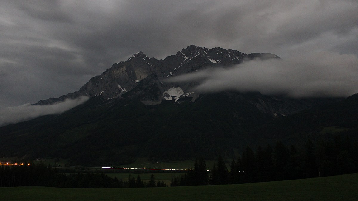 Irdning Blick Nach Nordwesten Zum Grimming Foto Webcam Eu