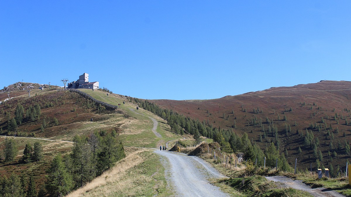 Bad Kleinkirchheim Blick Zur Kaiserburg Und Zum W Llanernock Foto