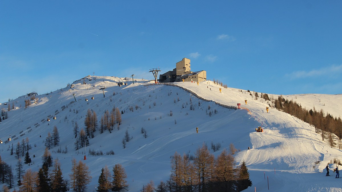 Bad Kleinkirchheim Blick Zur Kaiserburg Bergstation Foto Webcam Eu