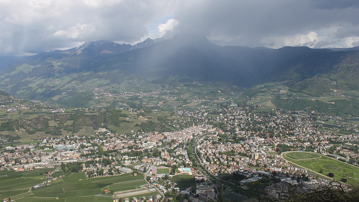 Marlinger Berg Meran Blick Nach Nordosten Foto Webcam Eu