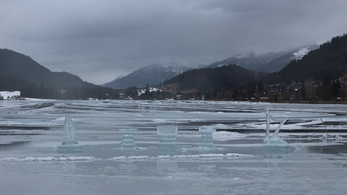 Weißensee wise on ice Blick nach Nordwesten Foto Webcam eu