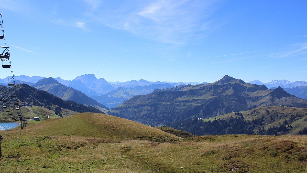 Damüls Hasenbühel - Blick nach Süden - Foto-Webcam.eu