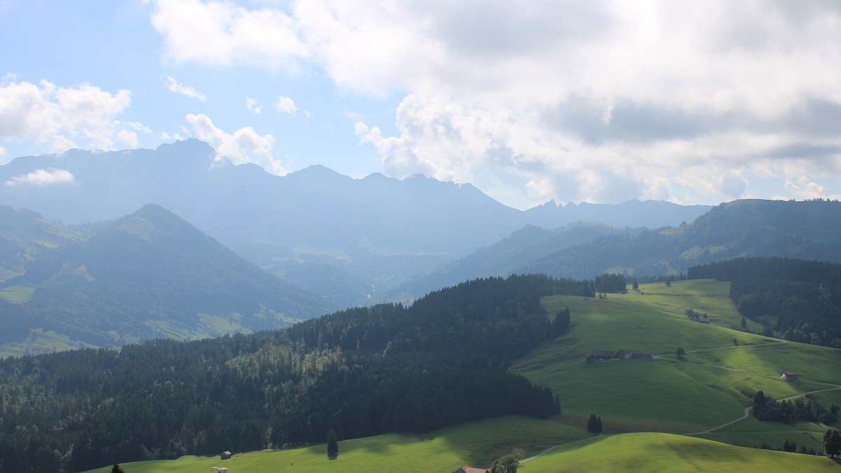 Hochhamm - Blick nach Südosten zum Säntis - Foto-Webcam.eu