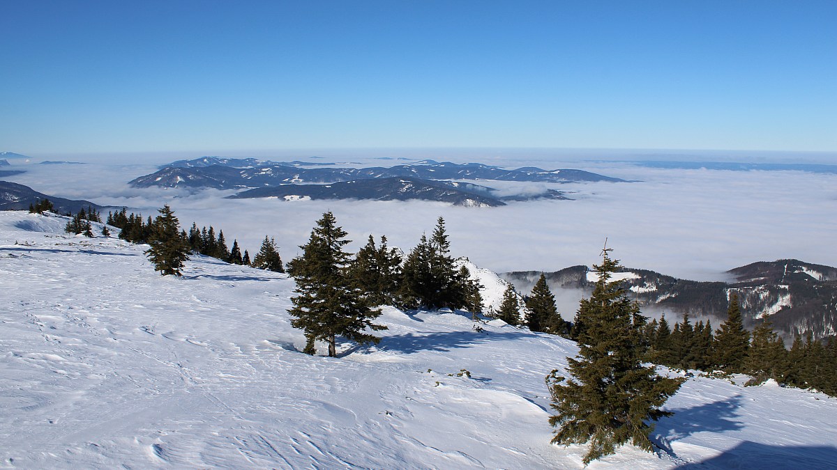 Hochleckenhaus - Blick nach Westnordwesten ins Alpenvorland mit Mondsee ...