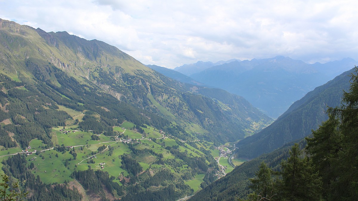 Hopfgarten im Defereggental - Blick nach Osten - Foto-Webcam.eu