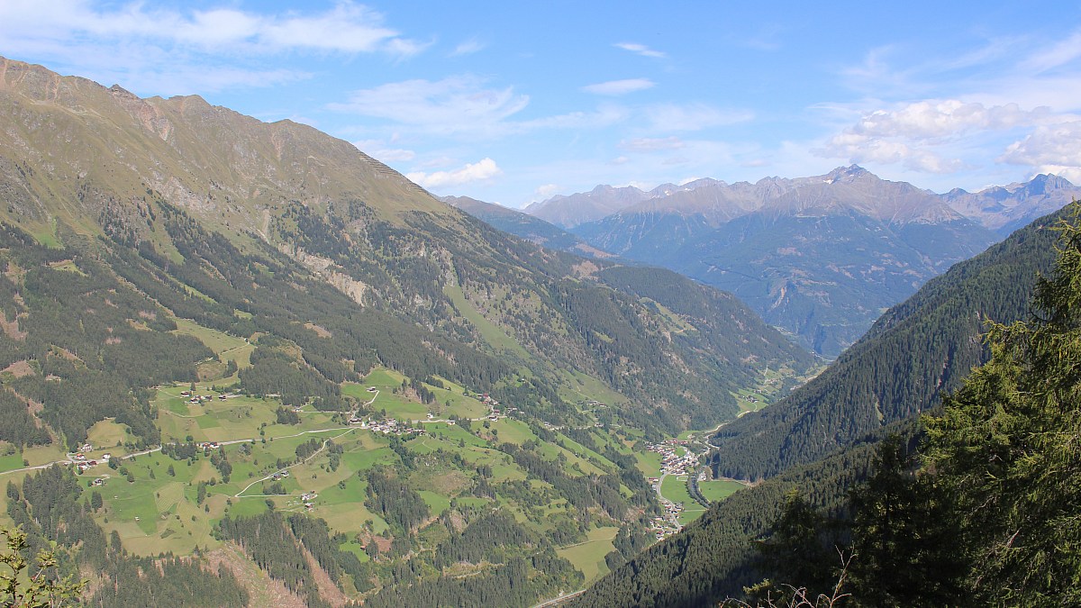 Hopfgarten im Defereggental - Blick nach Osten - Foto-Webcam.eu