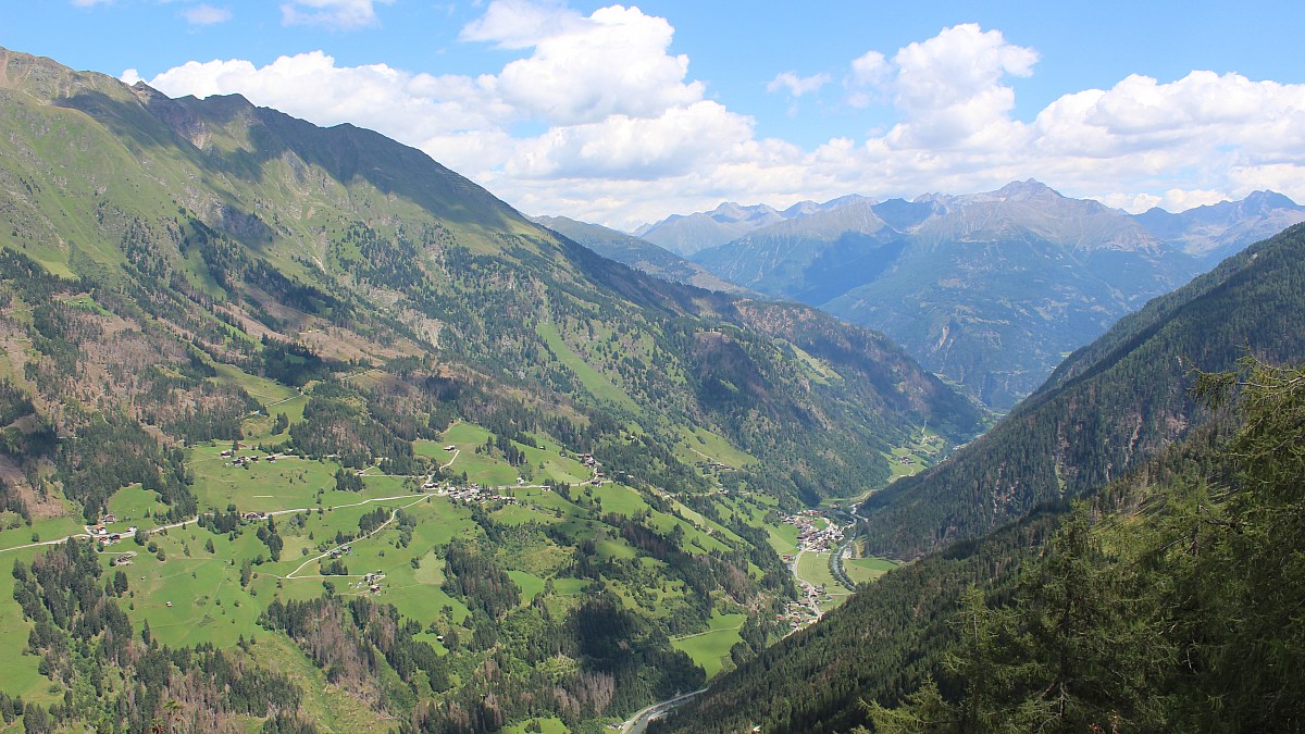 Hopfgarten im Defereggental - Blick nach Osten - Foto-Webcam.eu