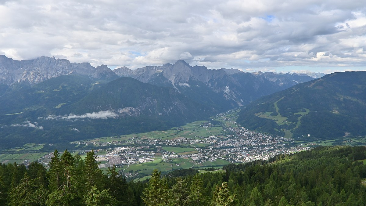 Lienz / Zettersfeld - Blick in die Lienzer Dolomiten - Foto-Webcam.eu