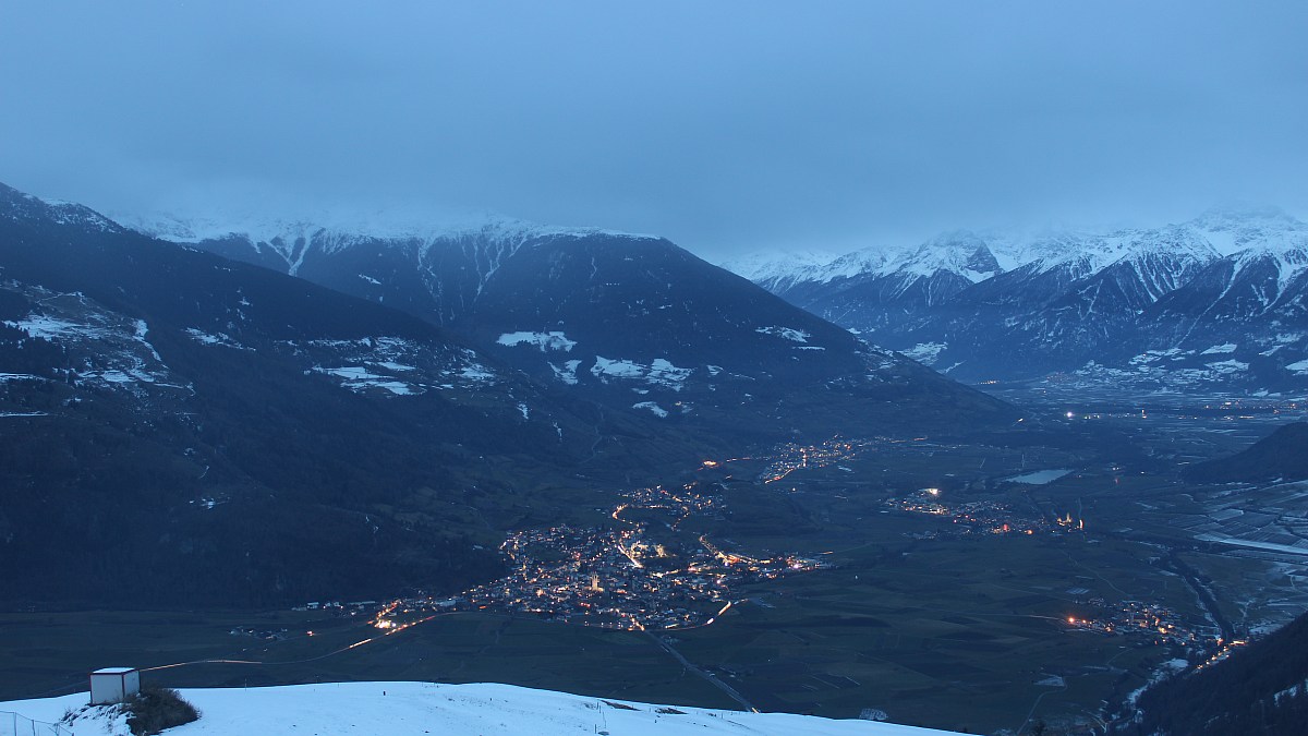 Hotel Watles - Mals / Vinschgau - Blick nach Südosten - Foto-Webcam.eu