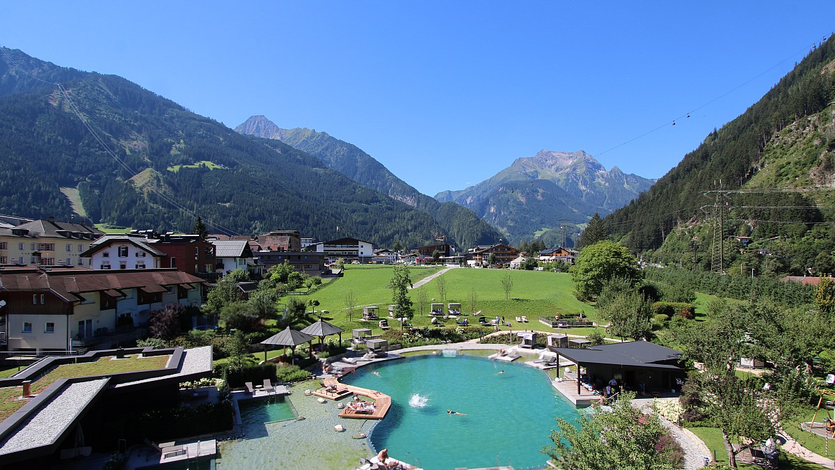 Neuhaus Zillertal Resort   Mayrhofen - Blick Nach Südwesten - Foto 