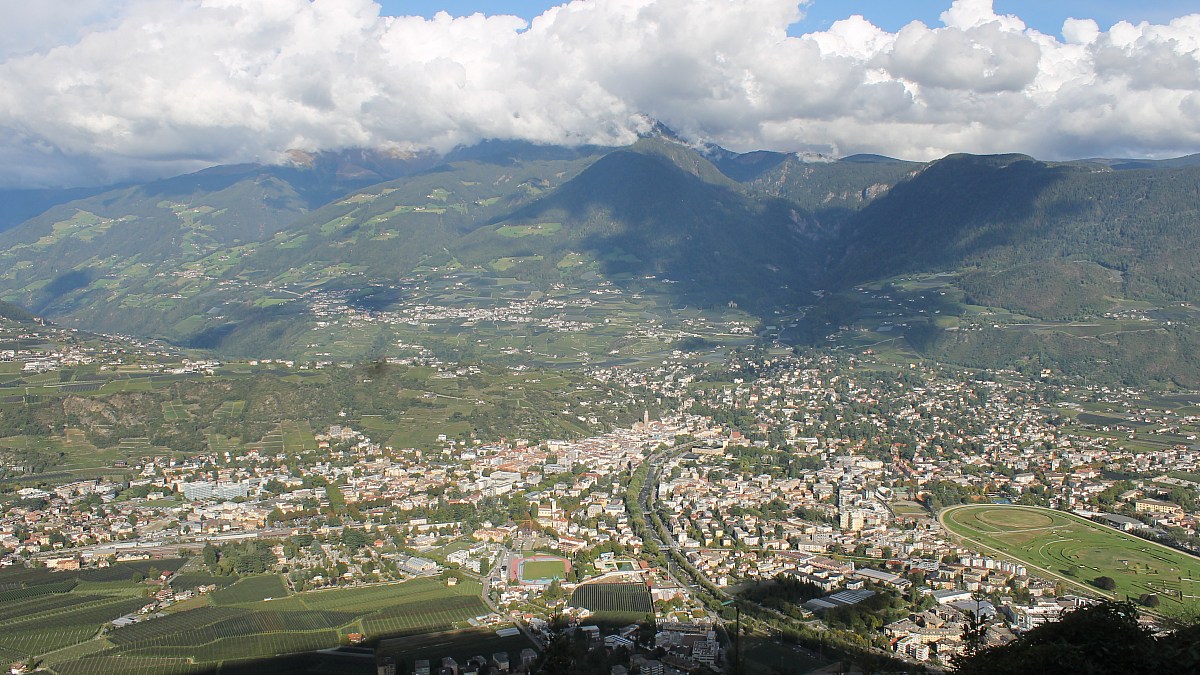 Marlinger Berg - Meran - Blick nach Nordosten - Foto-Webcam.eu