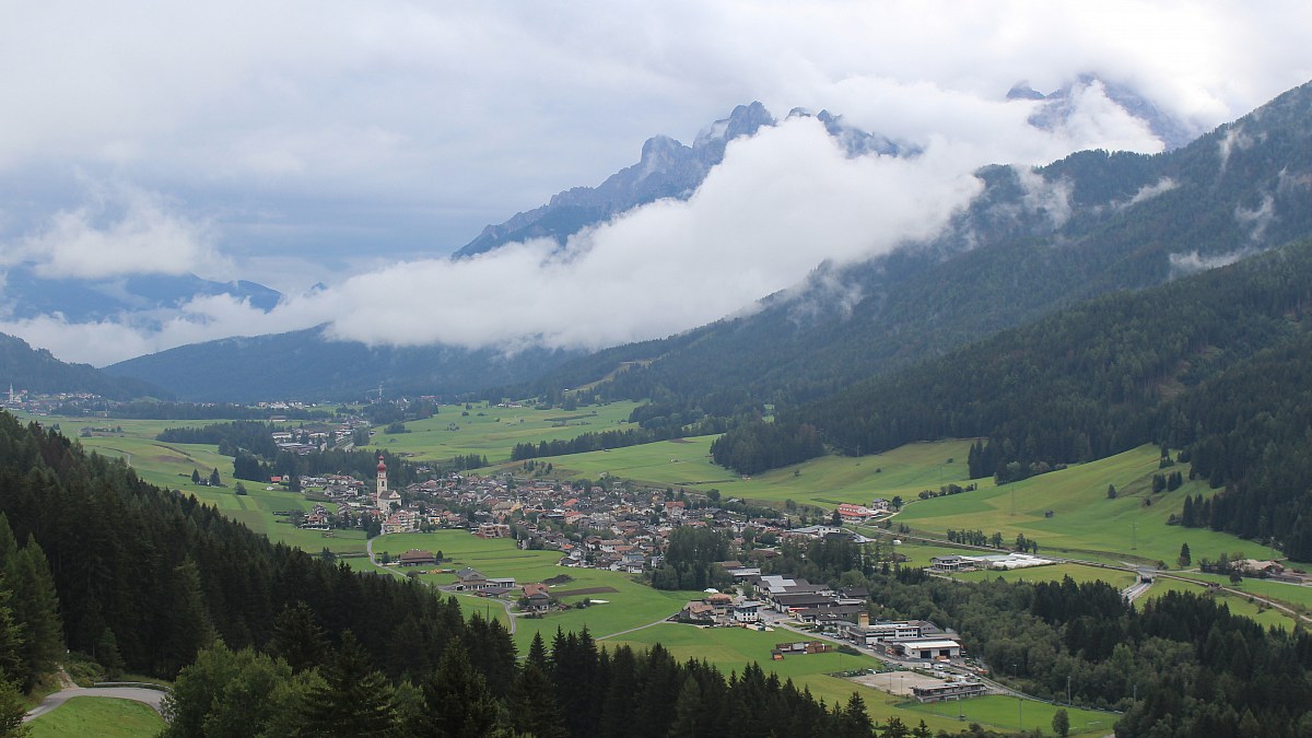 Haeuslerhof.bz.it - Niederdorf / Villabassa - Blick nach Südosten ...