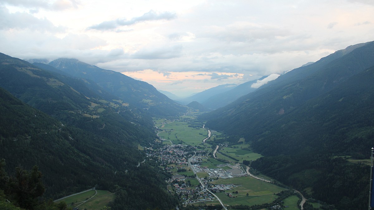 Obervellach / Almgasthof Himmelbauer - Blick nach Südosten - Foto-Webcam.eu