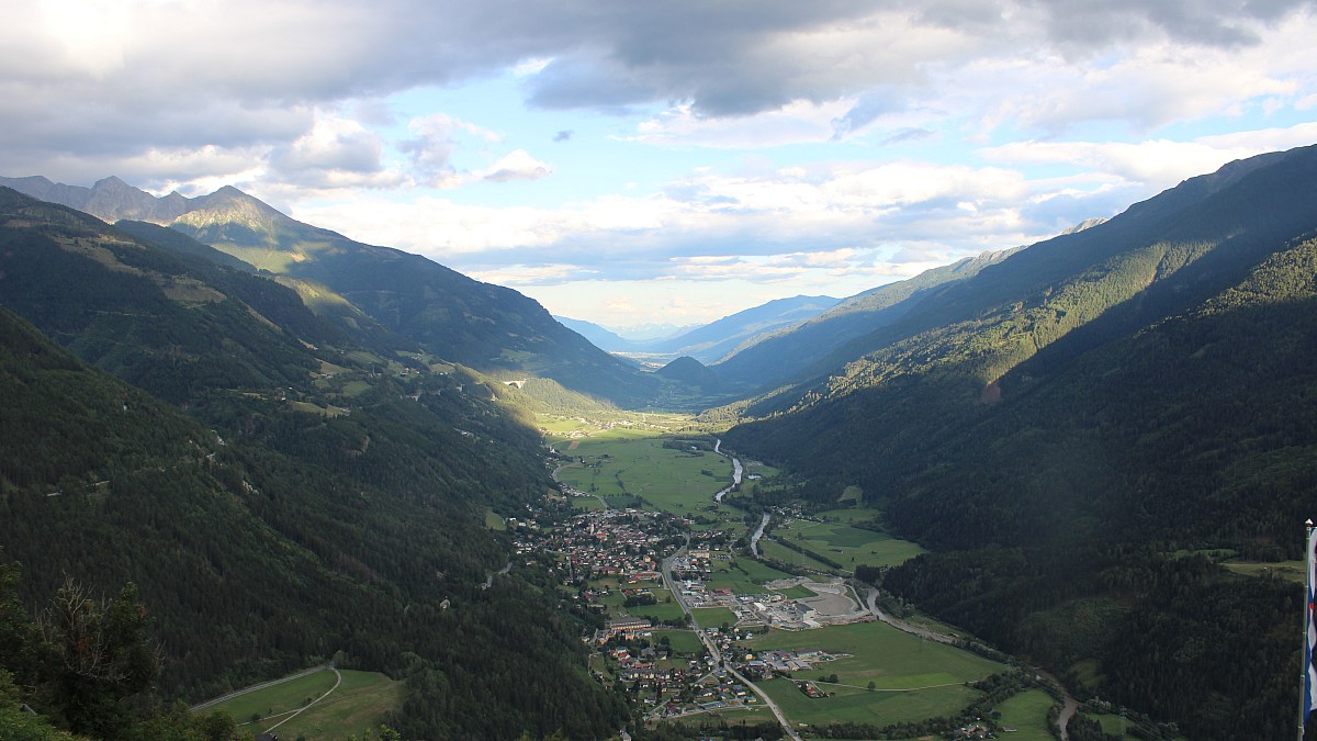 Obervellach / Almgasthof Himmelbauer - Blick nach Südosten - Foto-Webcam.eu