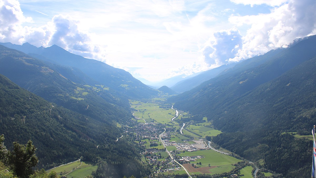 Obervellach / Almgasthof Himmelbauer - Blick nach Südosten - Foto-Webcam.eu