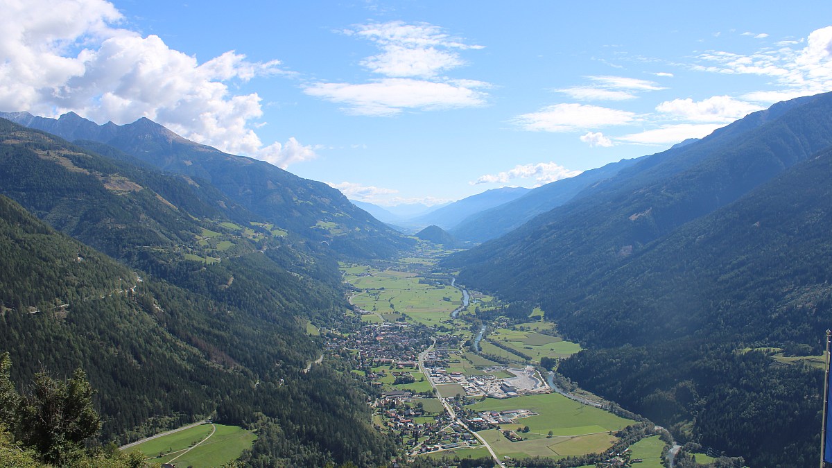 Obervellach / Almgasthof Himmelbauer - Blick nach Südosten - Foto-Webcam.eu