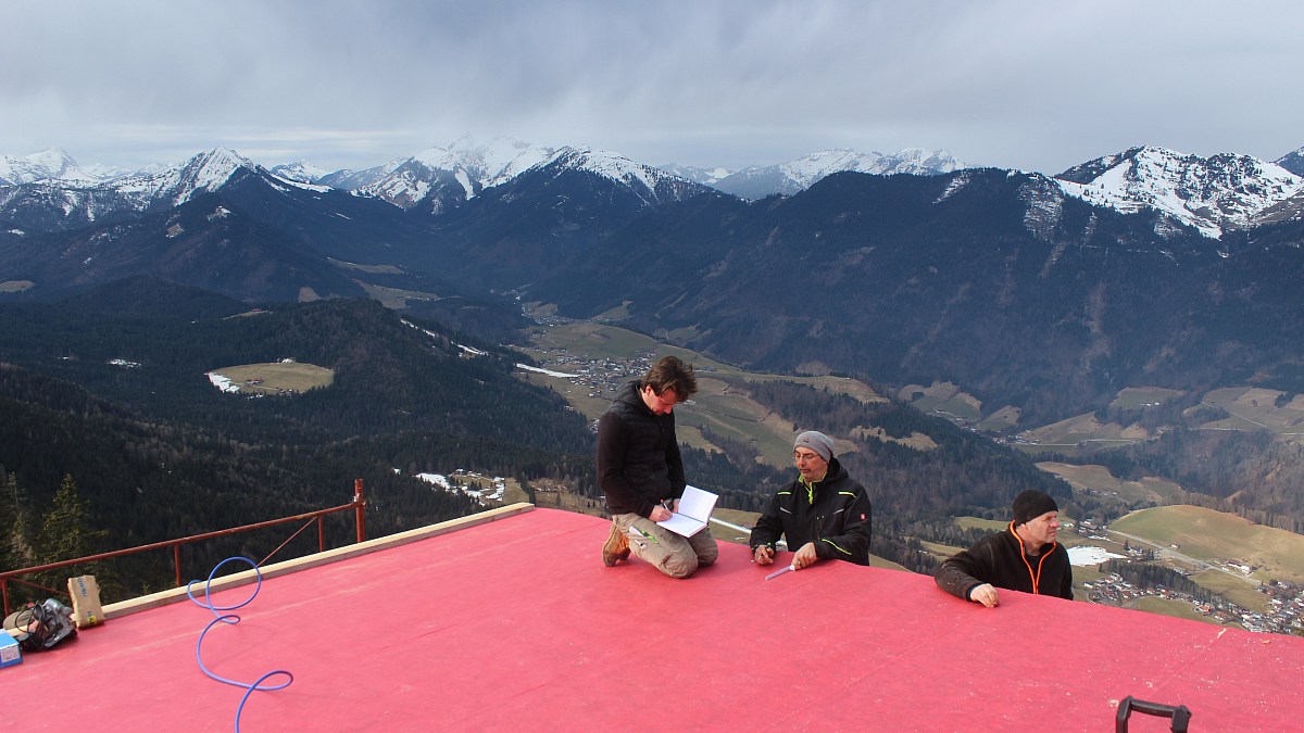 Pendlinghaus - Kufstein - Blick über Hinterthiersee nach Nordwesten ...