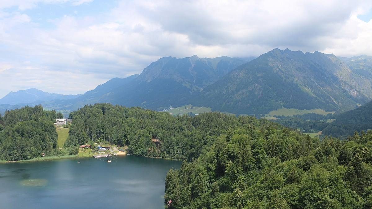 Heini-Klopfer-Skiflugschanze - Oberstdorf - Blick nach Nordosten - Foto ...