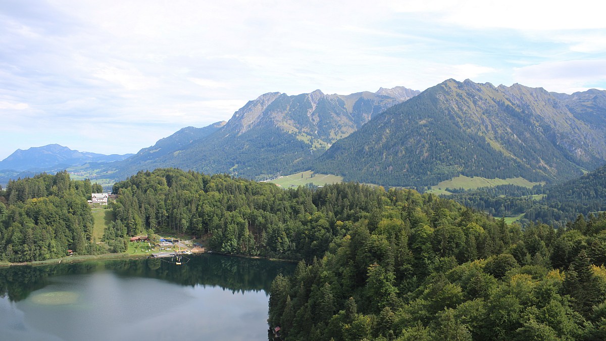 Heini-Klopfer-Skiflugschanze - Oberstdorf - Blick nach Nordosten - Foto ...