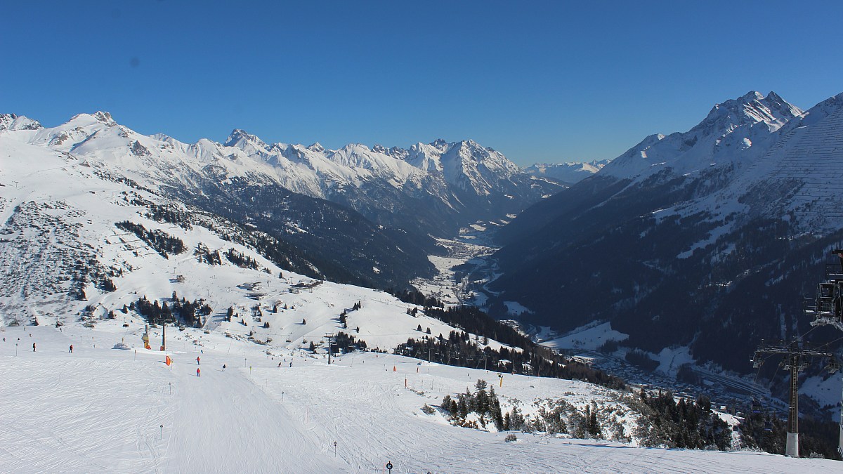 St. Anton am Arlberg / Galzig - Blick nach Osten - Foto-Webcam.eu