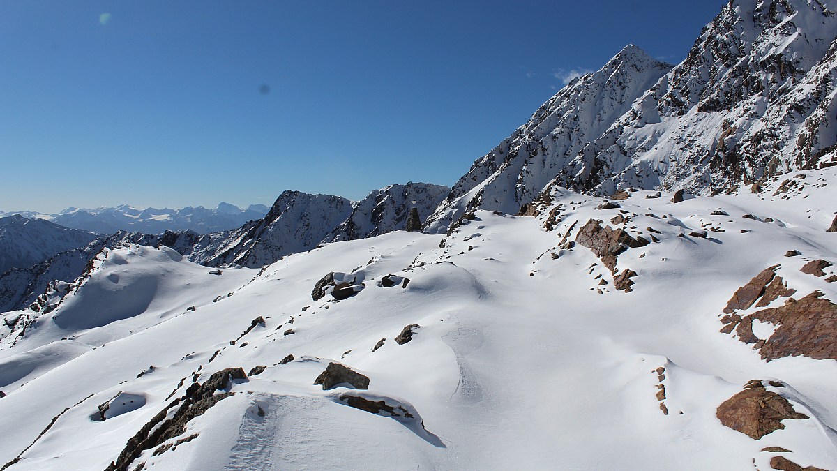 Tisenjoch - Blick nach Südwesten zur Ötzi Fundstelle - Foto-Webcam.eu