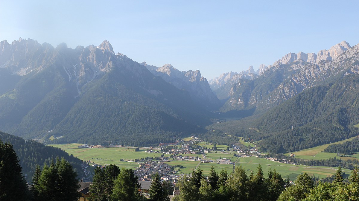 Alpenhotel Ratsberg - Toblach - Blick nach Süden - Foto-Webcam.eu