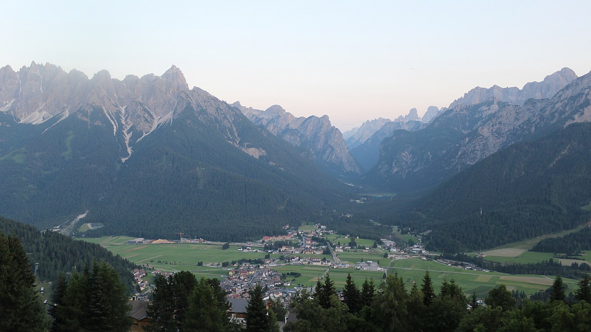 Alpenhotel Ratsberg - Toblach - Blick nach Süden - Foto-Webcam.eu