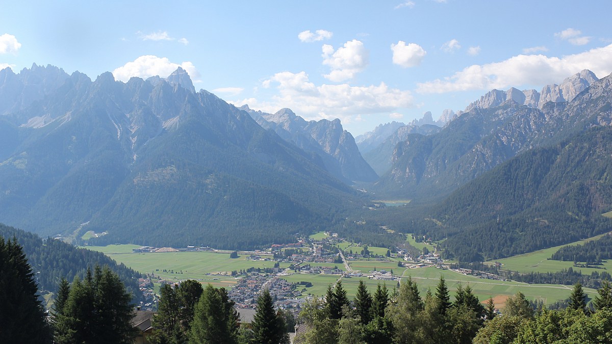 Alpenhotel Ratsberg - Toblach - Blick nach Süden - Foto-Webcam.eu