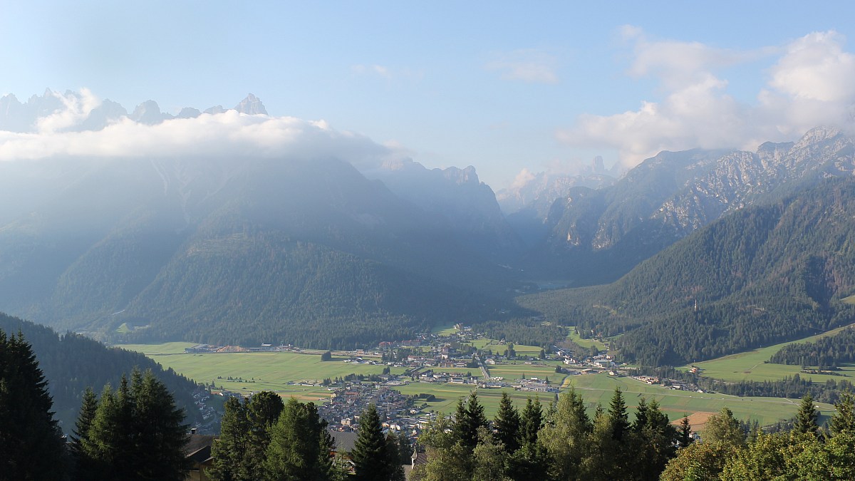 Alpenhotel Ratsberg - Toblach - Blick nach Süden - Foto-Webcam.eu