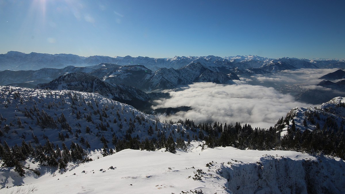 Gmundner Hütte am Traunstein - Oberösterreich - Blick nach Süden - Foto ...