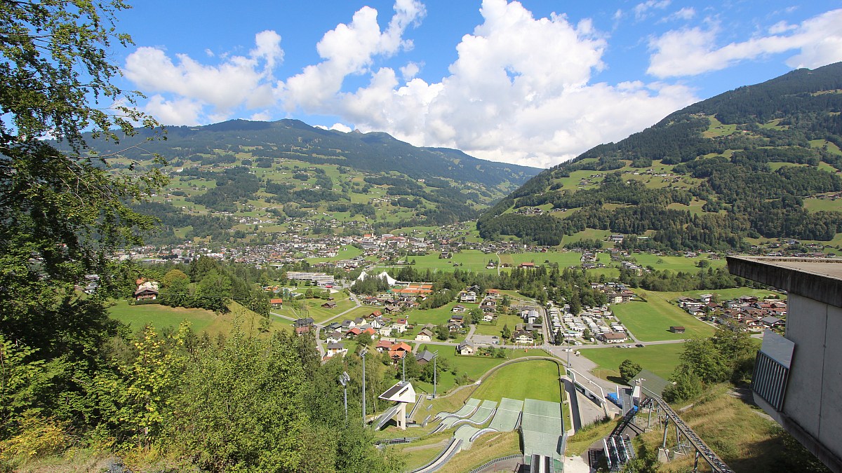 Tschagguns / Montafon Nordic Schanzenzentrum - Blick nach NO - Foto ...