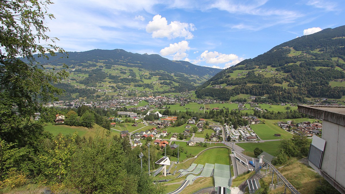 Tschagguns / Montafon Nordic Schanzenzentrum - Blick nach NO - Foto ...