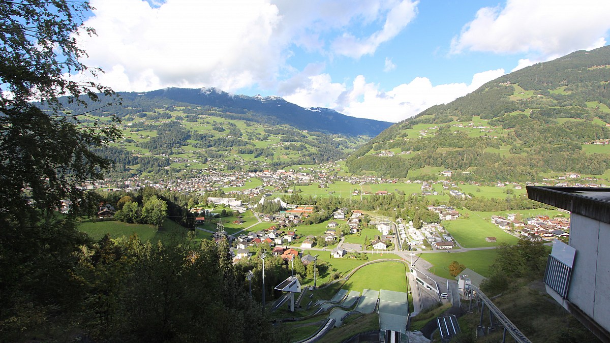 Tschagguns / Montafon Nordic Schanzenzentrum - Blick nach NO - Foto ...